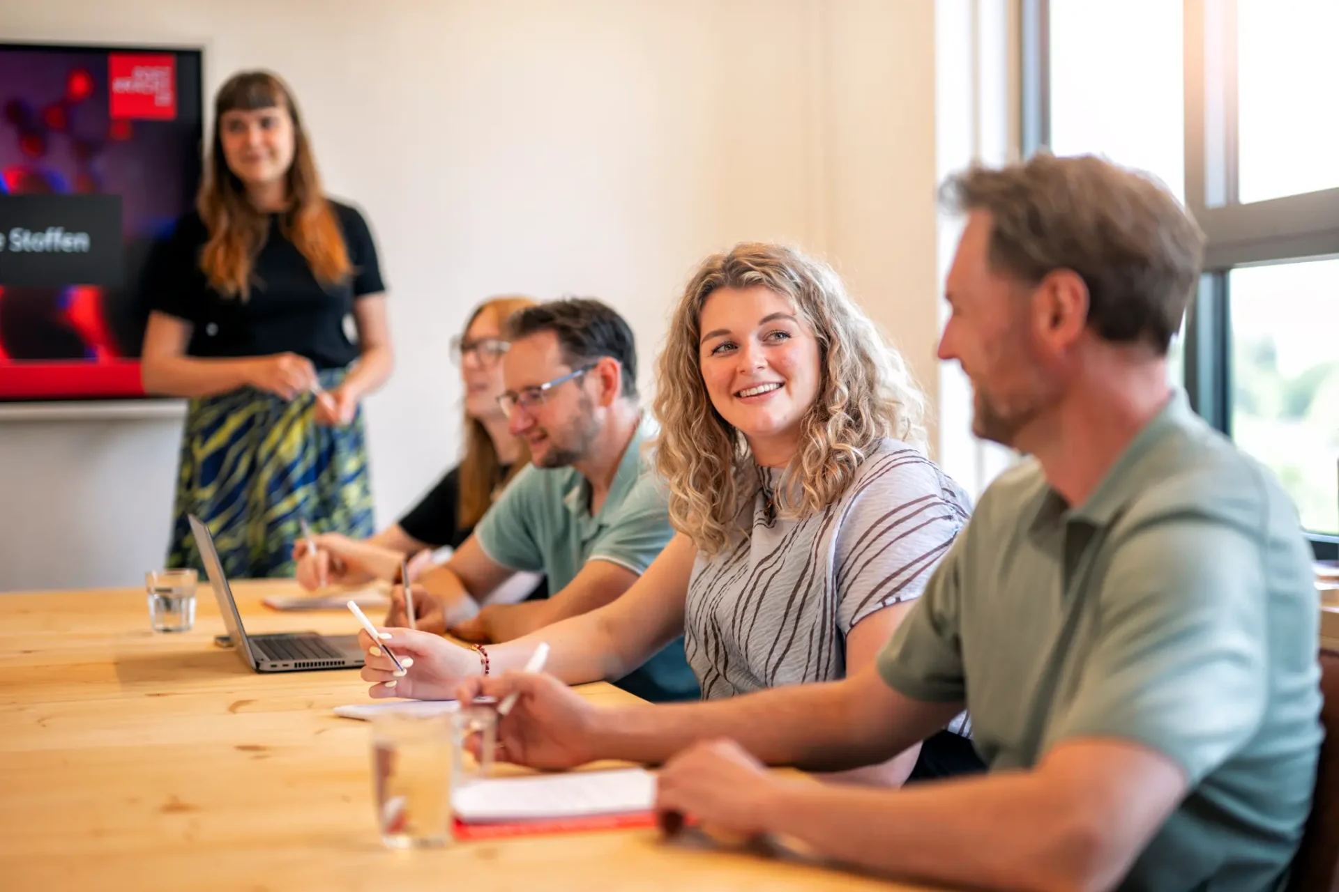 Roza, Elize, George, Pien en Michiel
